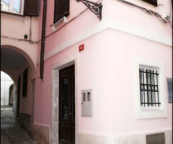 Enjoy Hébergement de vacances Piran